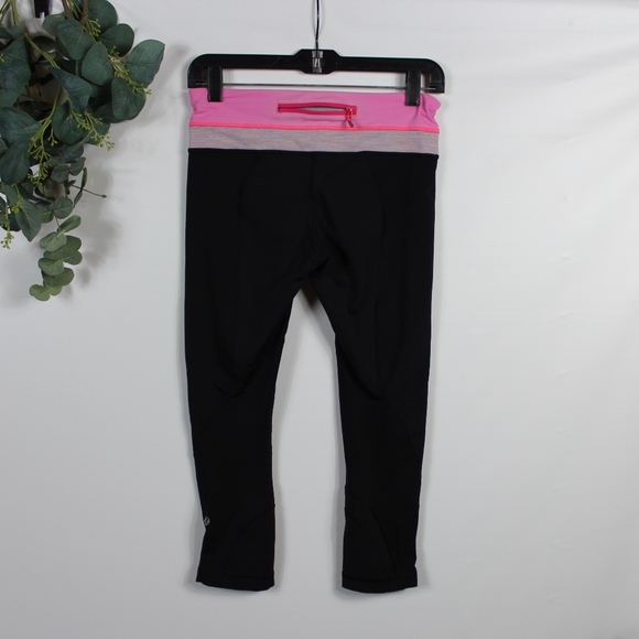 lululemon athletica Pants - lululemon cropped pants